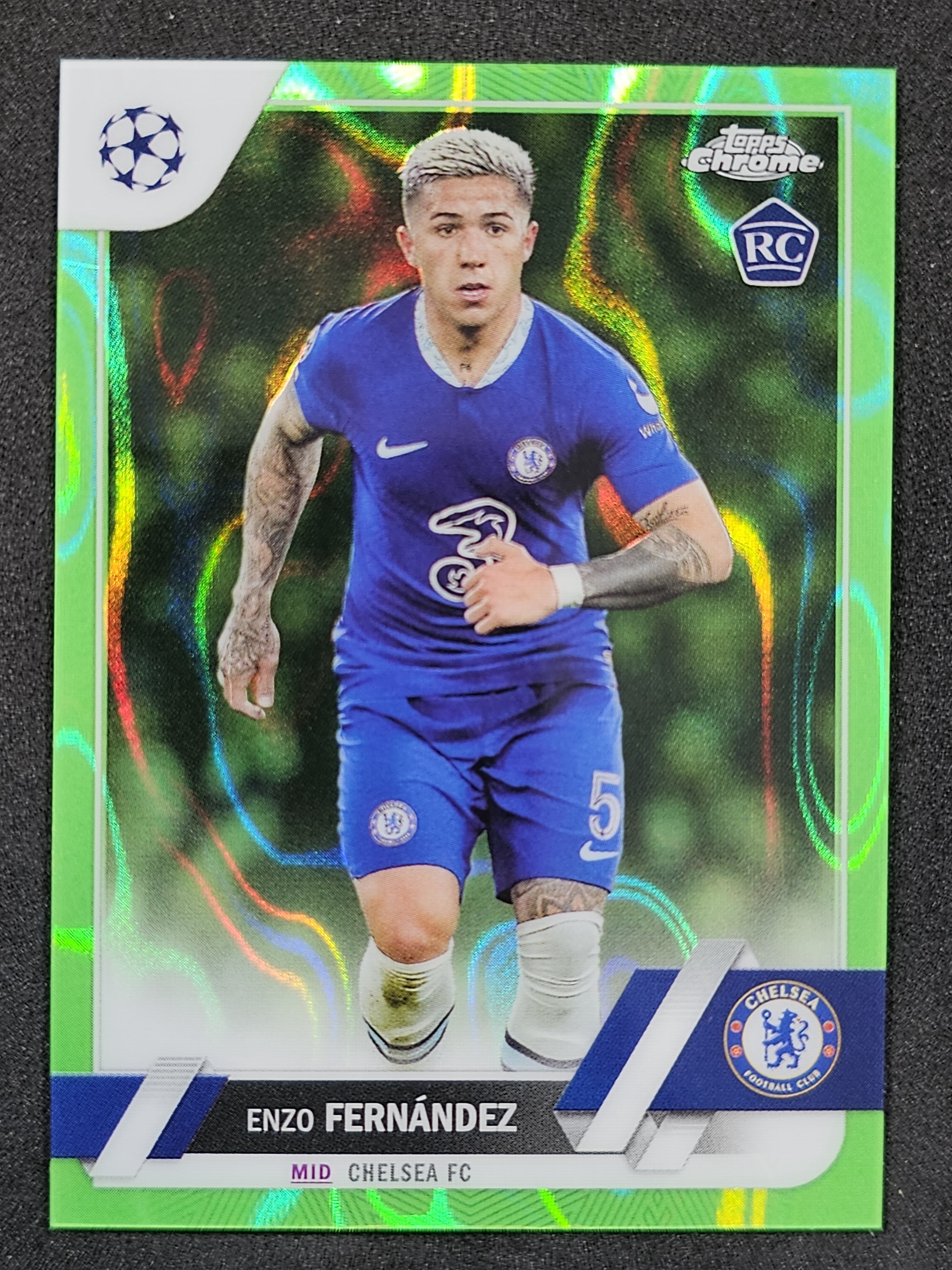 2022-23 Topps Chrome UCC #158 Enzo Fernández Neon Green Lava Refractor